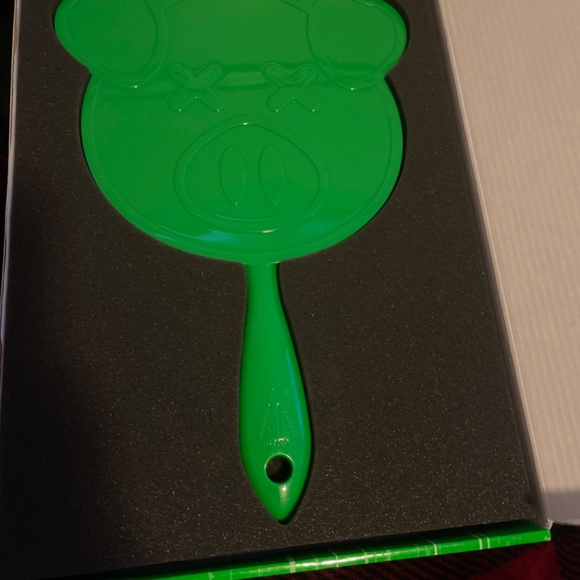 Jeffrey Star x Shane Dawson Green glitter pig hand mirror limited edition - Picture 3 of 4
